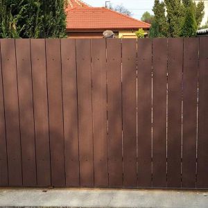 Quality Custom WPC Composite Fence Boards Waterproof Composite Fencing Panels for sale