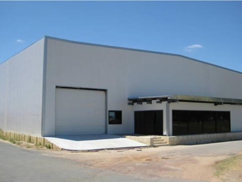 Quality Australia Prefabricated Steel Structure Hangar Q355 Customized Electric Garage for sale