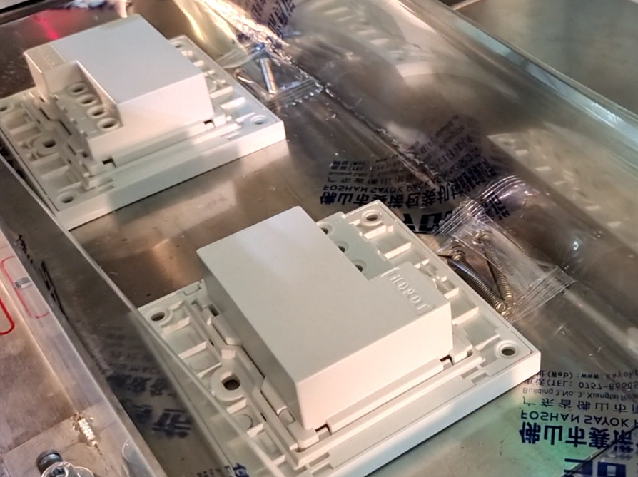 Intact 2.8KW Automatic Packing Machinery Panel Screw Packing Machine