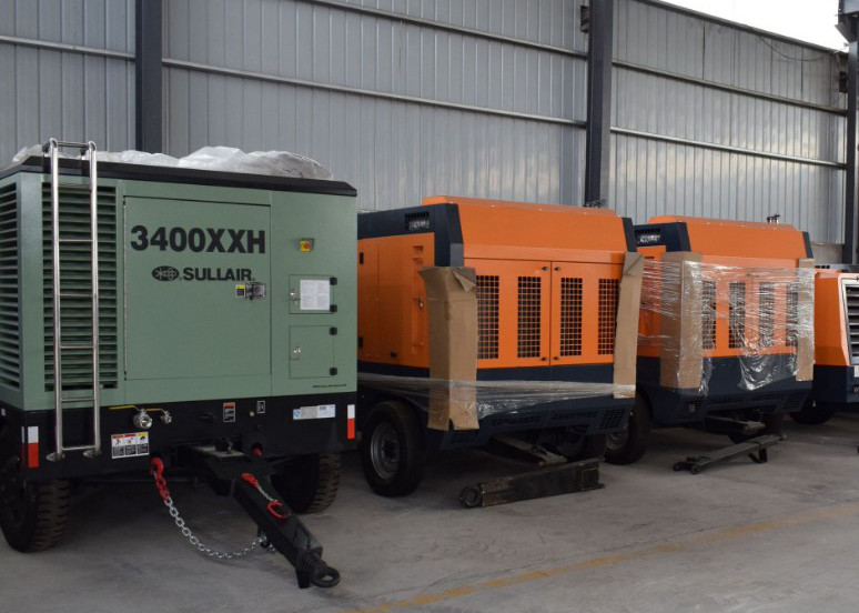Diesel Air Compressor for Drilling Rig / Borewell Drilling Machine Air Compressor