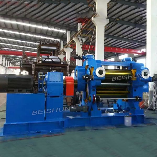 Electric Nip Adjustment Four Roll Calender with Chilled Cast Iron Rollers and Automatic Lubrication System