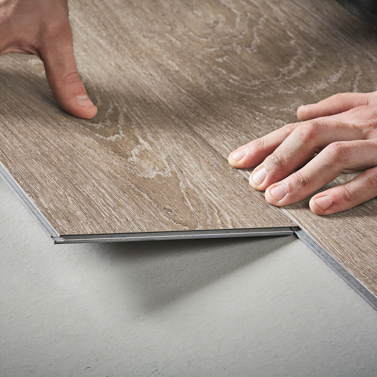 Anti-Slip Dry Back/Adhesive Installation SPC Vinyl Plank LVT LVP PVC Indoor Flooring for Home Garage 2mm 2.5mm 3mm Gym School