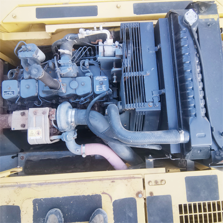 30 Ton Crawler Used Komatsu Excavator PC300-7 in Shanghai with 30000 KG Machine Weight
