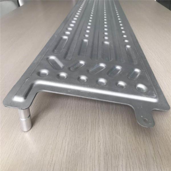 Customizable Liquid Cold Plate for EV Battery Thermal Management