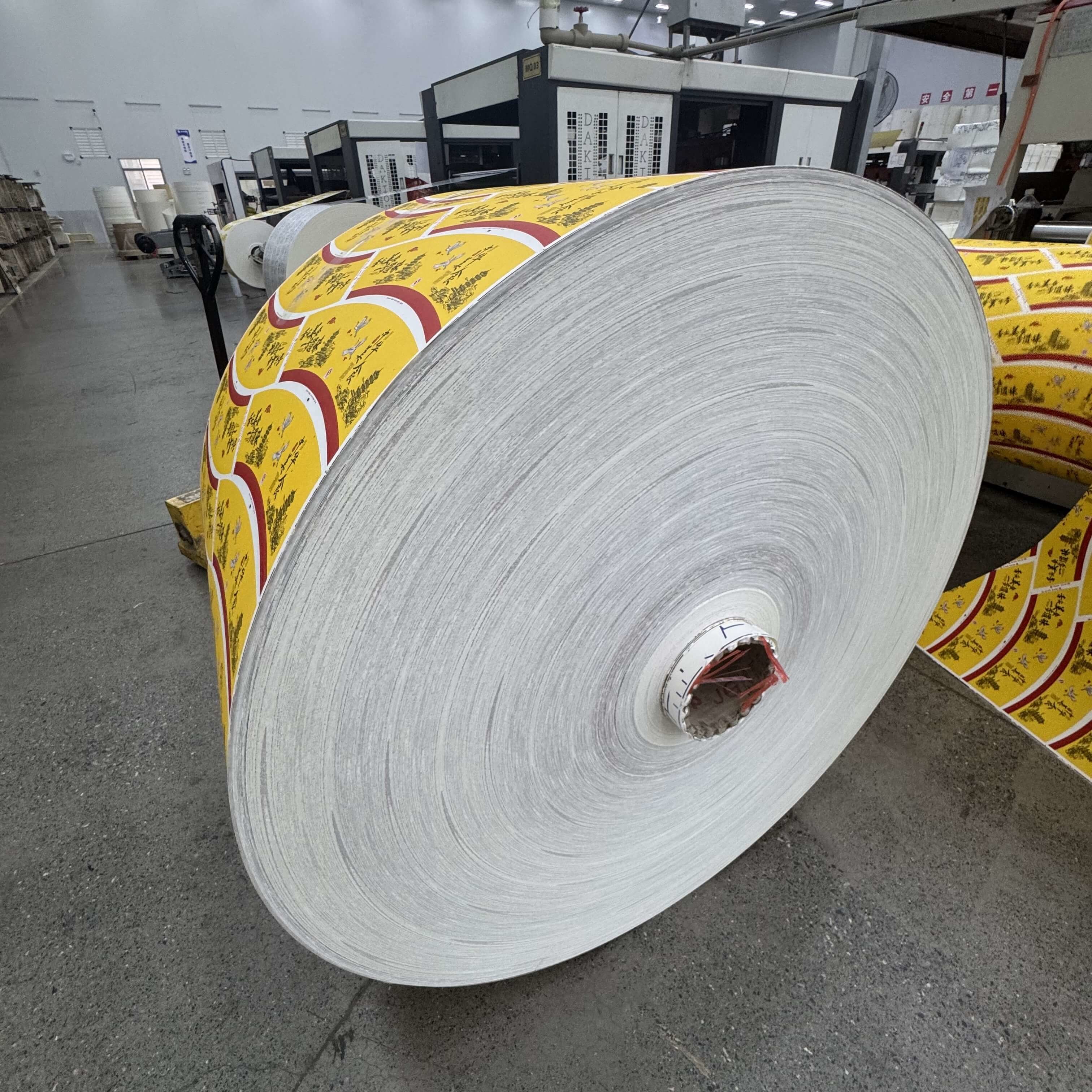 PE Coated Paper Roll The Ultimate Solution for Health and Safety Certified Disposable Food Packaging