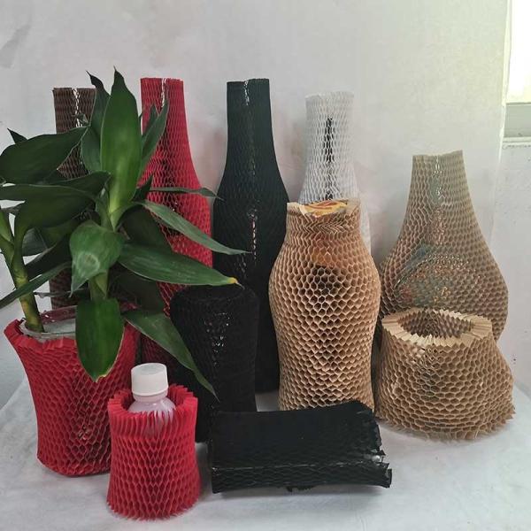 Degradable Honeycomb Kraft Wrapping Paper Sleeve For Cushioning Bottle Packing Material