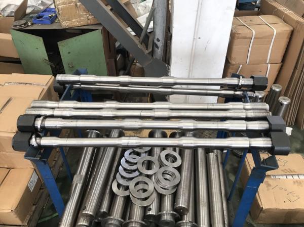 Hydraulic Breaker Through Bolts Breaker Spare Parts Strong Wear Resistance