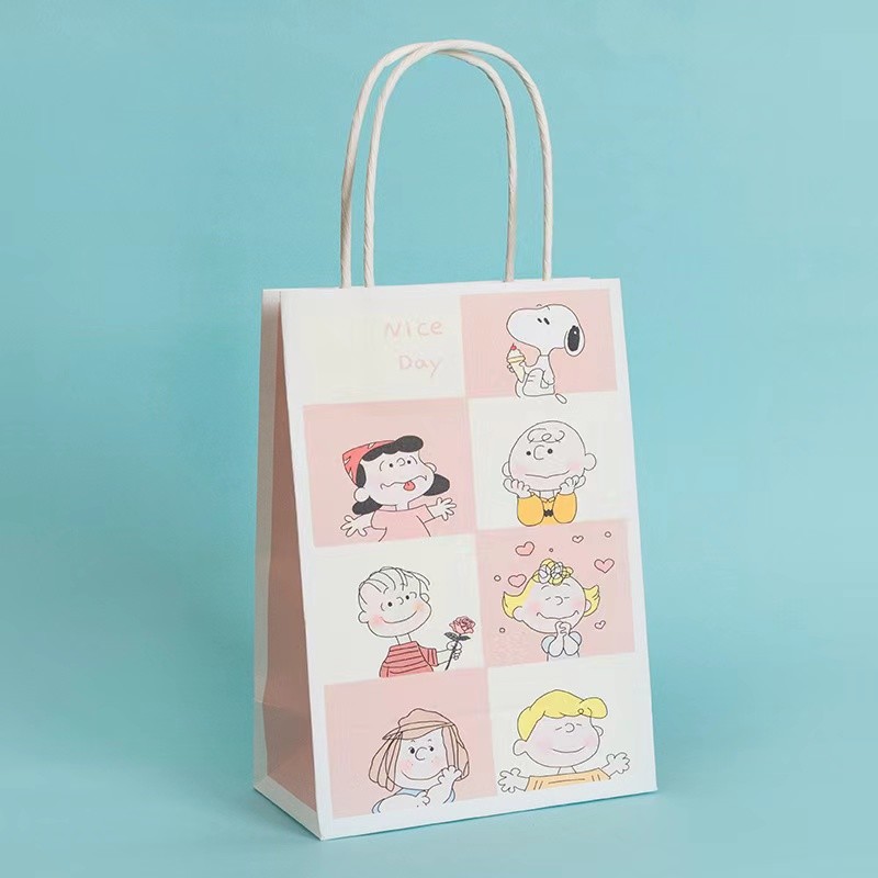 120gsm Bear Print Recyclable Kraft Paper Bags Custom Shopping Paper Bag For Food