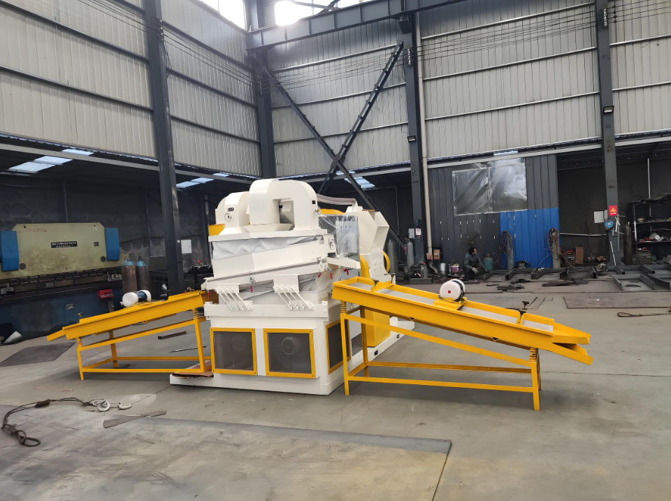 Copper Plastic Separation Recycling Copper Wire Granulator Machine