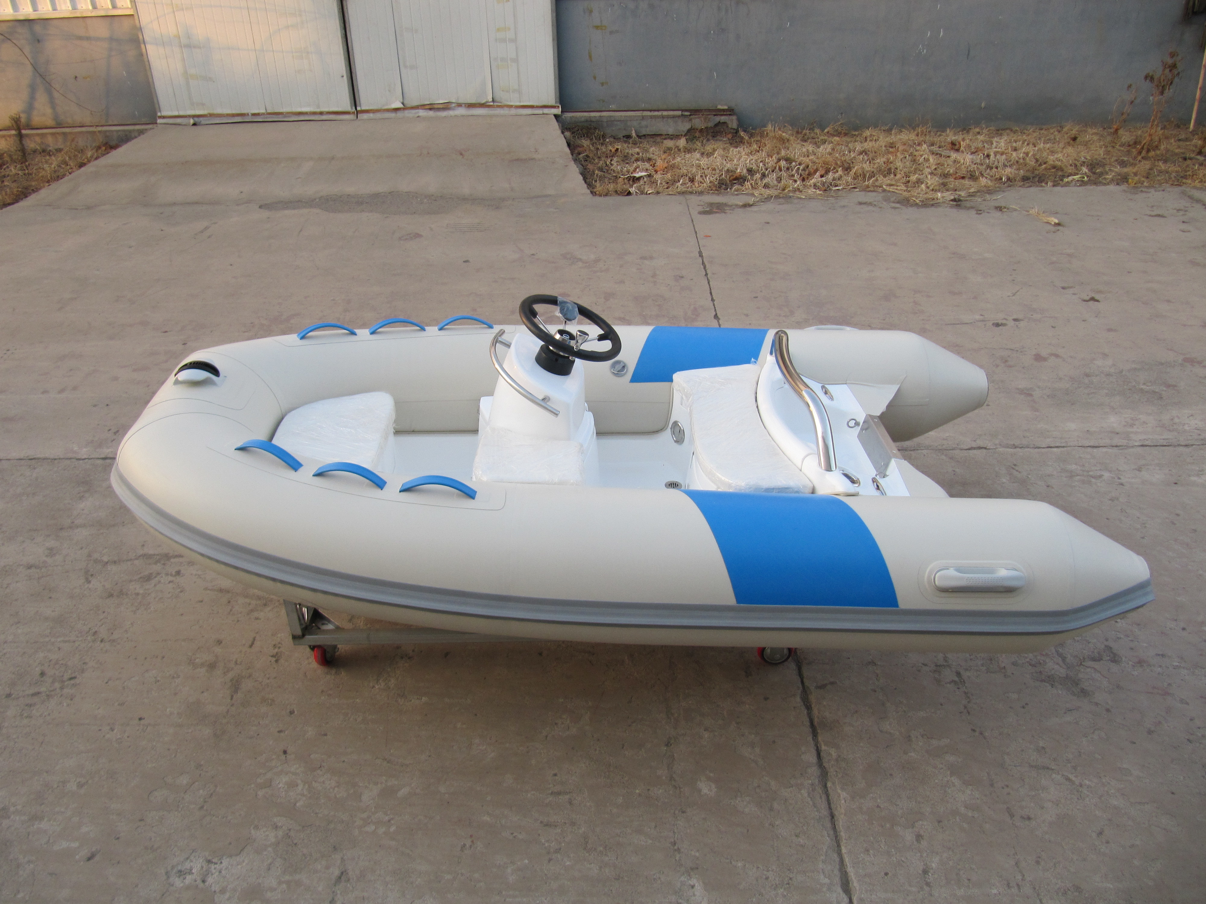 2022 new Fiberglass hull inflatable tube PVC small sizes boat 300
