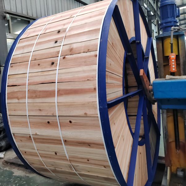 High-Temperature Resistant Flexible Silicone Cable with Corrosion Resistance and Customizable Size for Industrial Applications