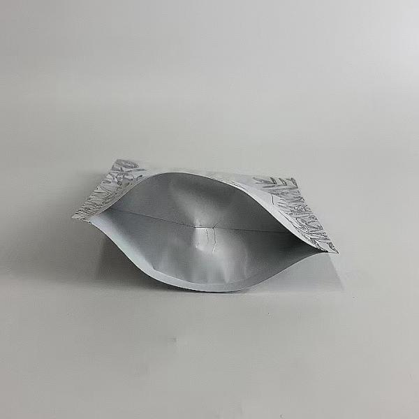 Matte Finished Mylar Stand Up Pouch Food Packaging Pouch For Snack