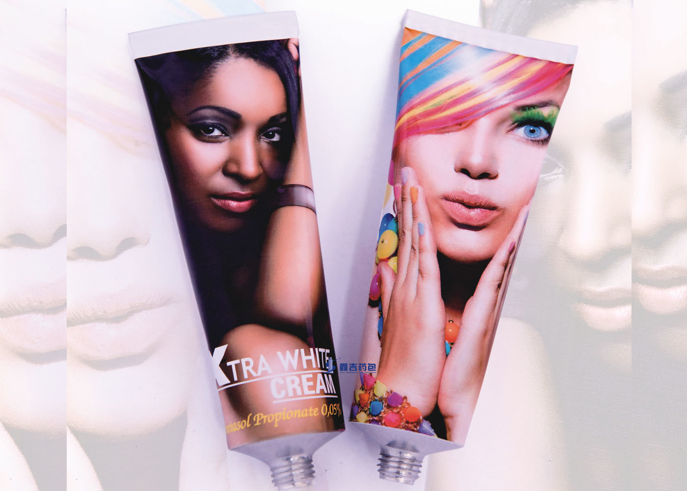 Quality Round Cosmetic Tube Packaging Suppliers Open / Elongated / Sealed Nozzles for sale