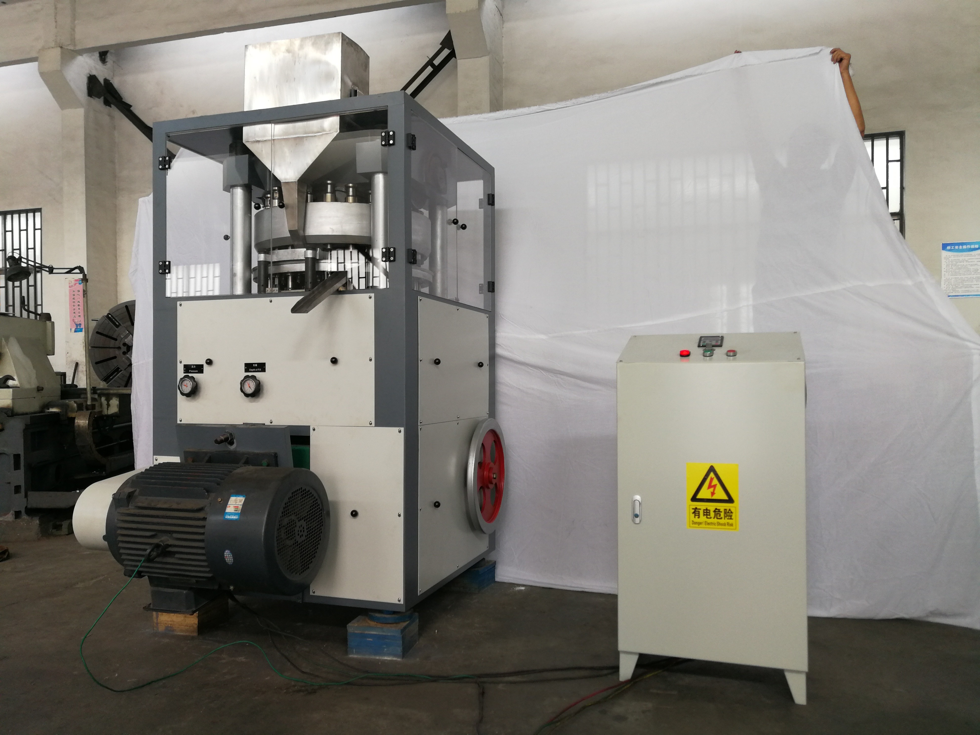 Quality Corrosive Tablet Production Rotary Tablet Press Machine ZP60-23 Simple Operation for sale