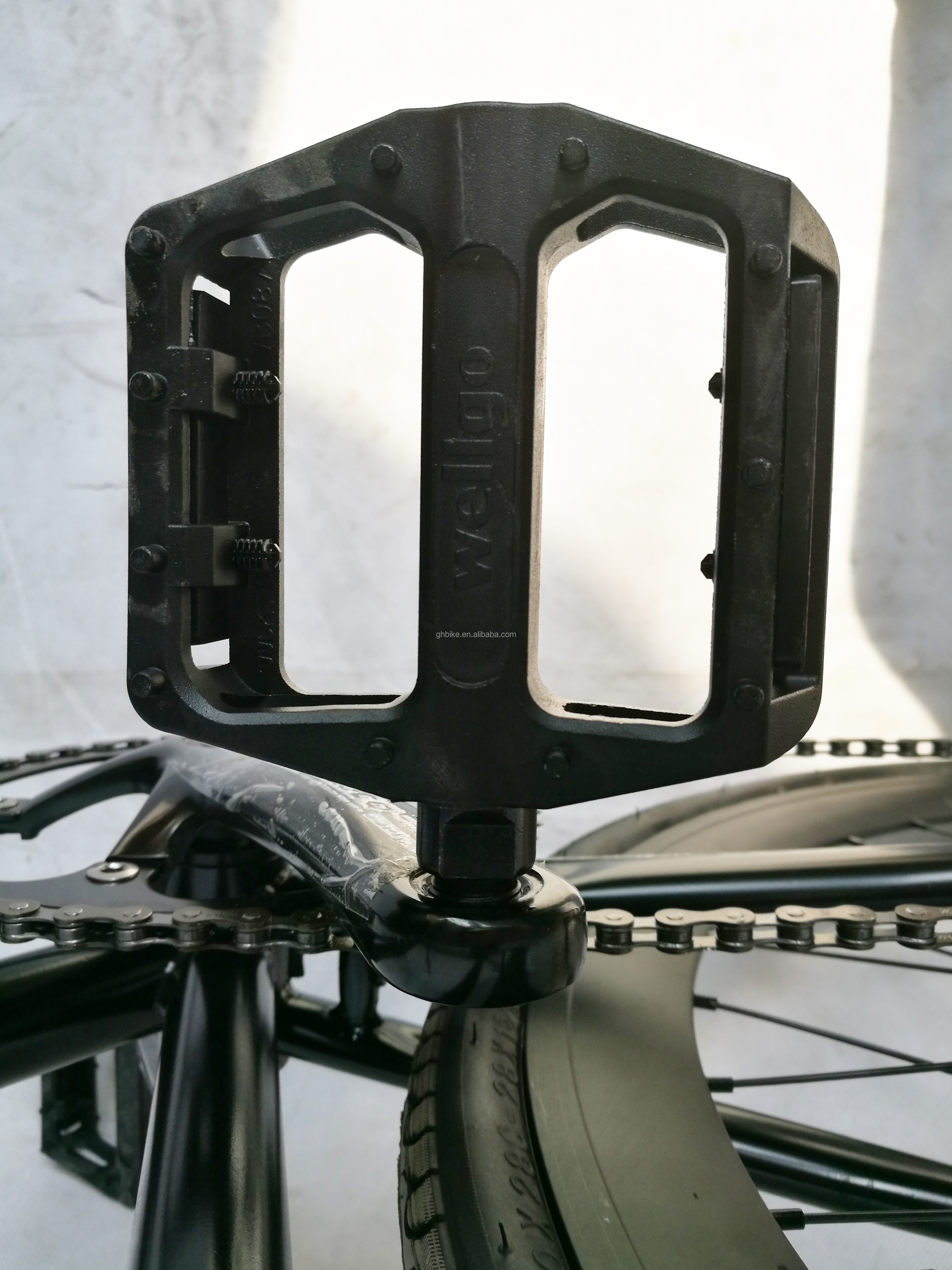 700C Disc Brake American Racing Bike with CR-MO Steel and Shimano 7S OEM/ODM CPSC