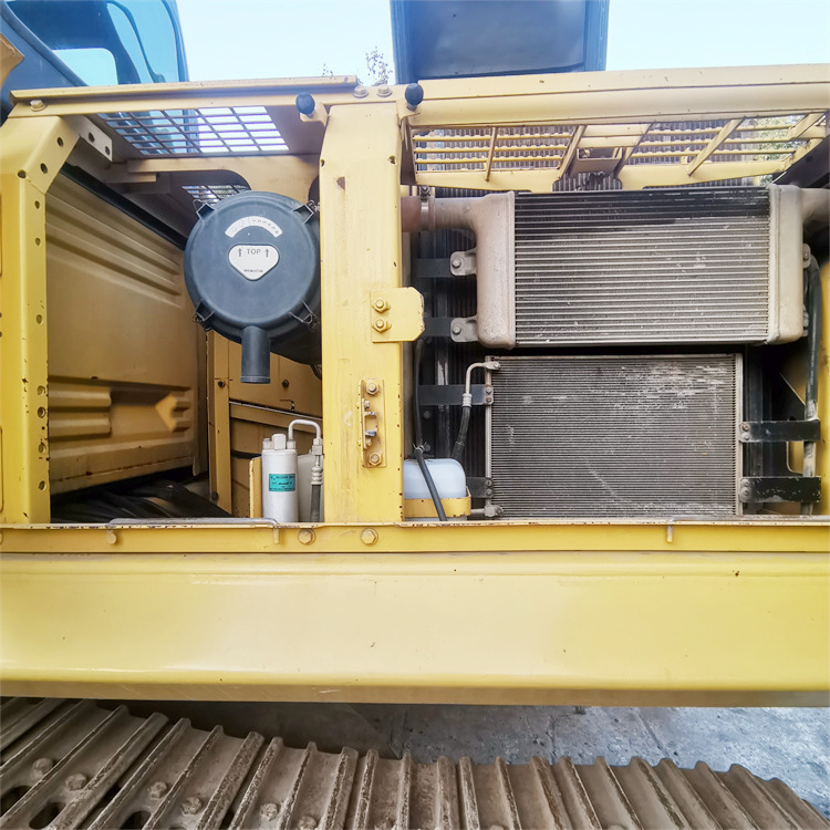 30 Ton Crawler Used Komatsu Excavator PC300-7 in Shanghai with 30000 KG Machine Weight