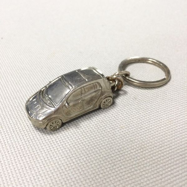 Factory Custom Dalstrong Knife Cutlery Logo Metal Keychain Key Ring Shield Shape - 4" Long