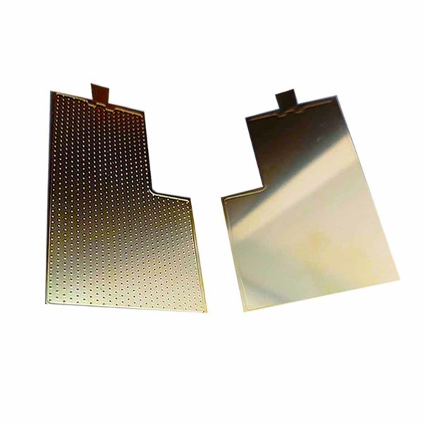 Ultra-Thin Etching Vapor Chambers for Superior Thermal Dissipation