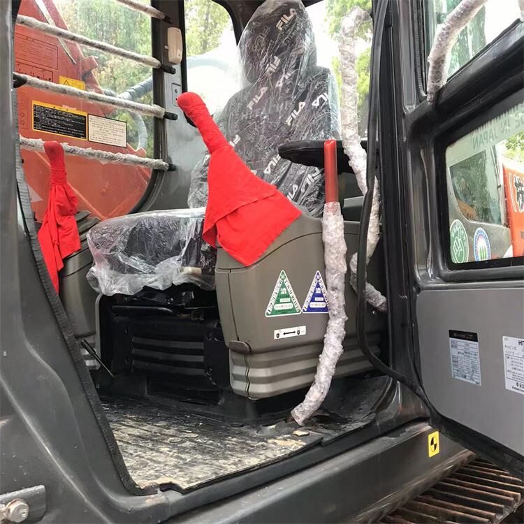 National Hitachi 200-3G Second-Hand Excavator 110KW Power 1120 Working Hours