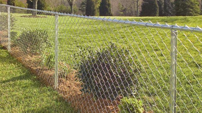 2.1mx10mx50x50mm galvanized steel vinyl coated chain link fence from ". Victoria "