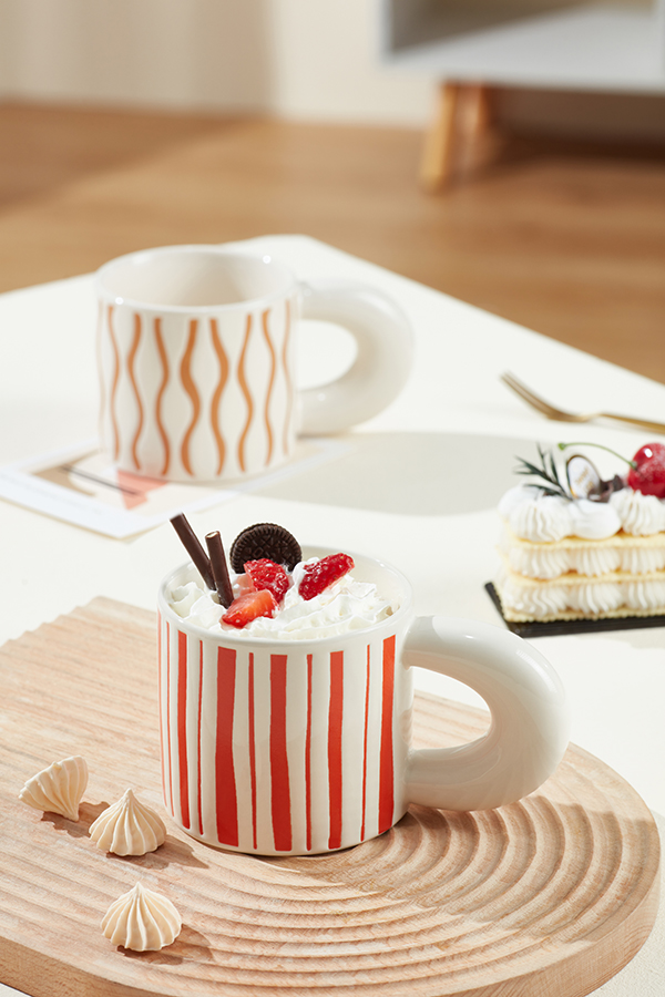 Large Handmade Ceramic Mugs Print Colorful Polka Dots Creative Design Ceramic Mug With Lid DW-01A567
