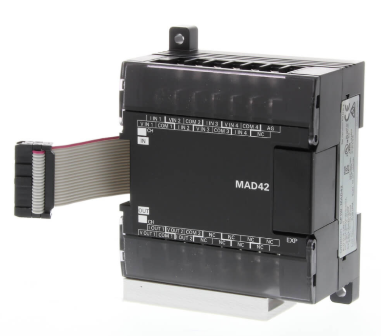 PLC Omron CP1W Analog Input Output Unit Module 16 Bits 5V DC CP1W-MAD42