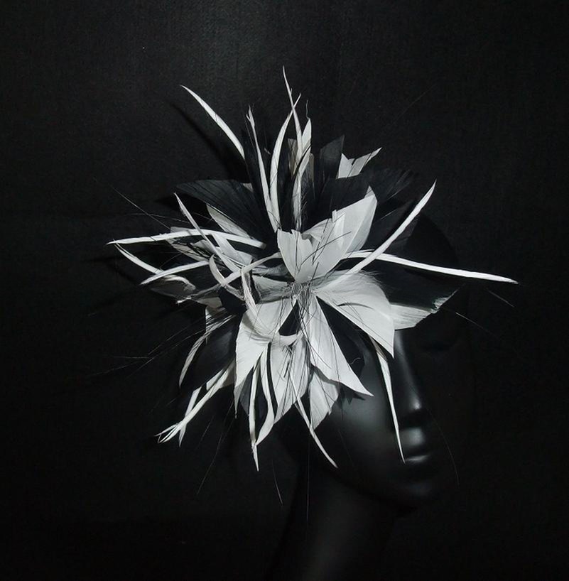 5*15 cm Goose Biot Feather Flower Mount with Wire Accessory in Dyed Coloration