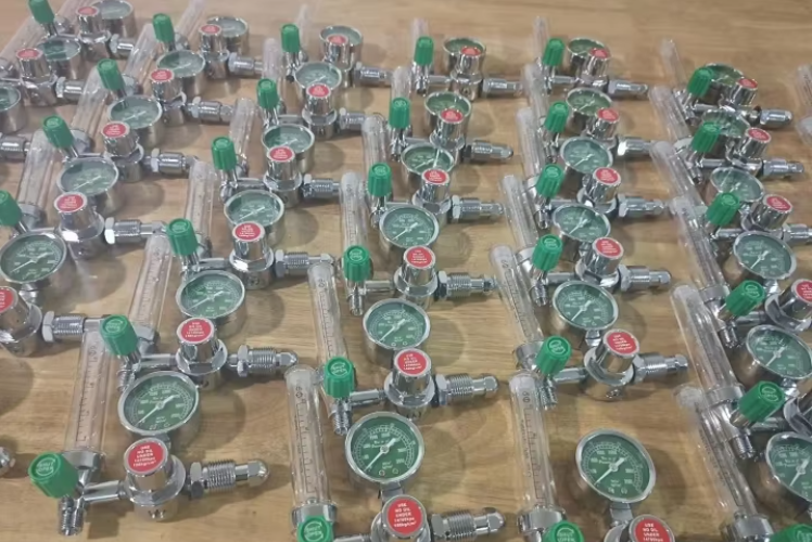 Medical Oxigen Pressure Flowmeter Brass Inhaler Regulator Regulador De Oxigeno , Oxygen Regulator with Flowmeter , Medical Oxygen Regulator , Oxygen
