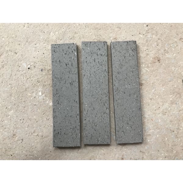 M36443 Decorative Grey Split Face Brick Customized Size No Color Fade For Wall