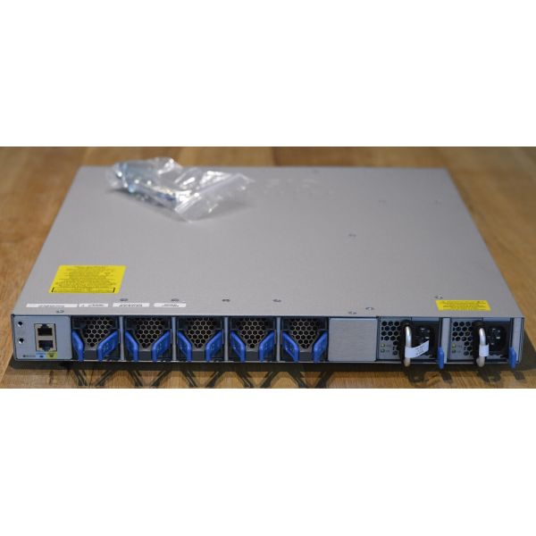 Ciso Catalyst 3850 Series 48 Ports 10G Fiber IP Base Layer 3 Network Switch WS-C3850-48XS-S