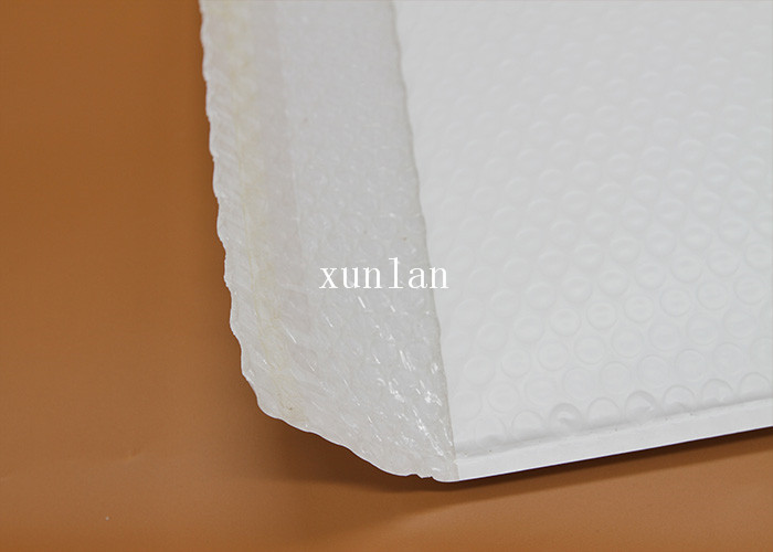 Small Volume Coloured Bubble Envelopes , Safe To Use 6x9 Poly Bubble Mailers