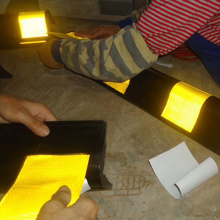Round Angle Corner Guard Traffic Safety Equipment