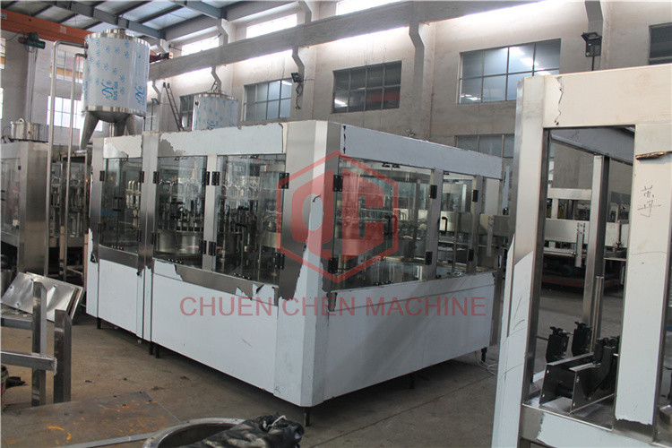 Online Cap Sterilizing Tunnel Water Juice Filling Capping Machine For Plastic Bottle