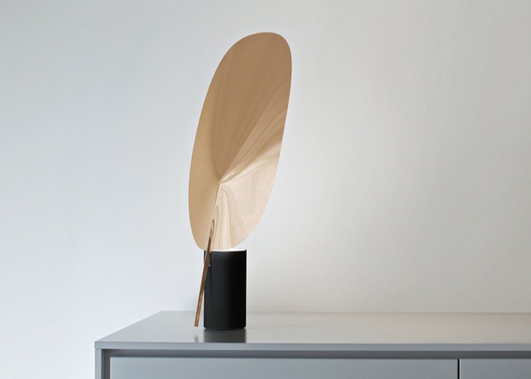 Quality Personality Art Width 240cm Height 575cm Desktop Modern Bedside Lamps for sale