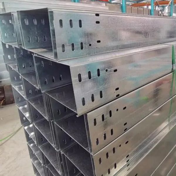 Screws Installation Long Span Straight Cable Tray high load capacity