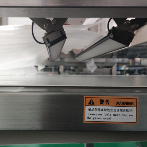 Advanced Color Sorter with Air Consumption of 3.8 m3/Min and Air Source Pressure of 0.6-0.8 Mpa