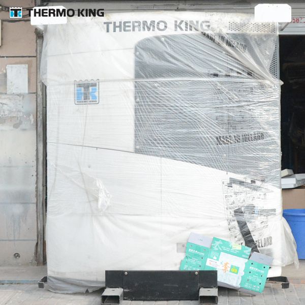 Thermo King SLXi 400 Refrigeration Unit with Stage V GreenTech Engine and Precision Temperature Control for 40-45 ft Containers