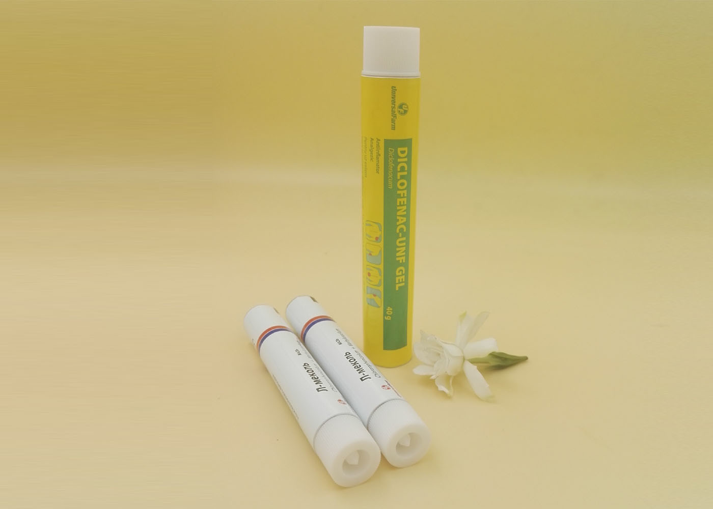 Quality Professional Silver Empty Toothpaste Tubes Food / Medicine / Industry Grade for sale