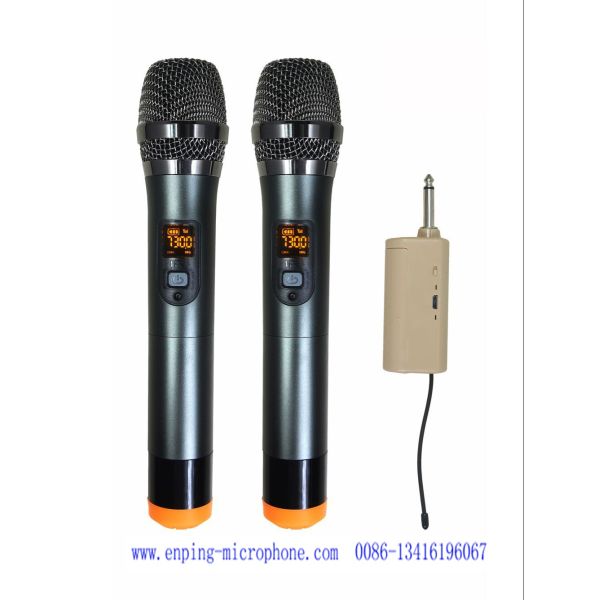 C4 / cheap universal USB UHF wireless microphone with 16 selectable frequency with two handhelds