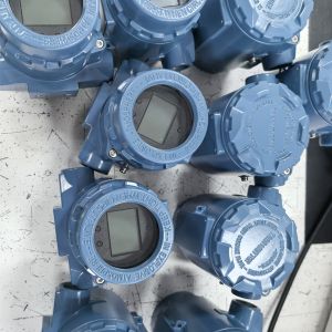 Quality 2 Wire Industrial Temperature Transmitter 4-20 MA Output IP66 for sale