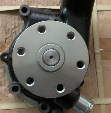 Model 6bg1 4bg1 6bd1 Water Pump Isuzu Part No. 1136500171 1-13610145-2 Hitachi Excavator Ex200-1 Ex200-5 Ex200lc-5