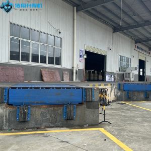Quality Warehouse Loading Dock Leveler 6T Container Loading Platform for sale