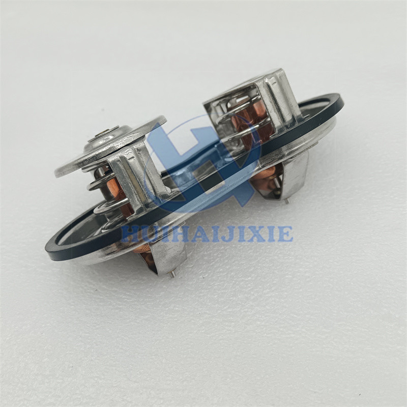 High Quality Construction Mahcinery Excavator Engine Part VOE23884715 Thermostat
