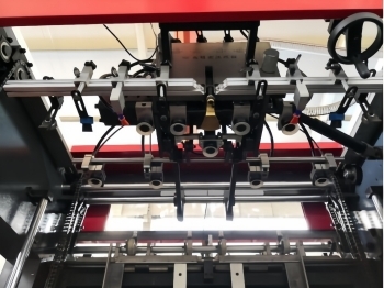 Multifunctional Flat Automatic Die Cutting Machine Adapt To Various Printing Papers And Packaging Box Requirements