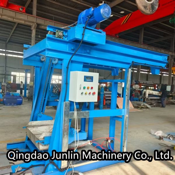 Bucket Elevator / Rubber Material Hoist Machine For Vertical Material Transfer