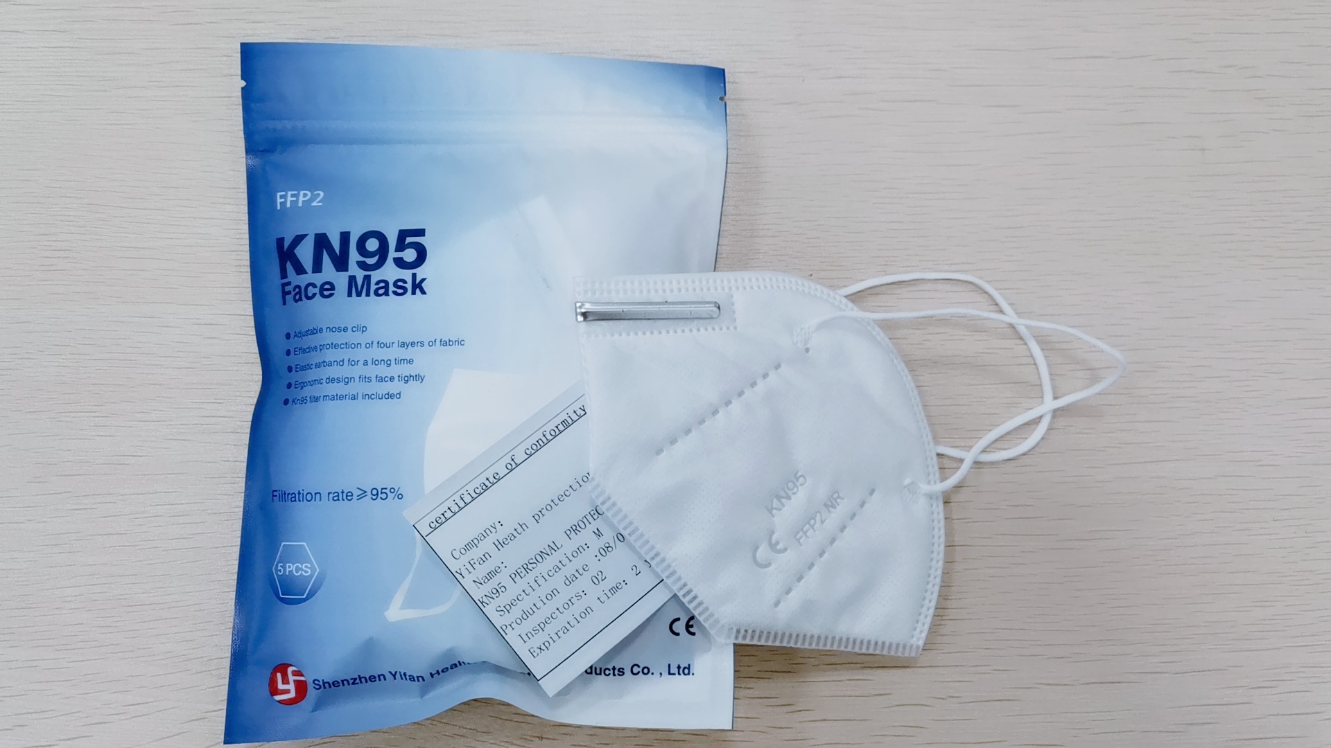 3D Cup Shape Foldable Dust Mask , Non Woven Kn95 Respirator Masks For Outdoor