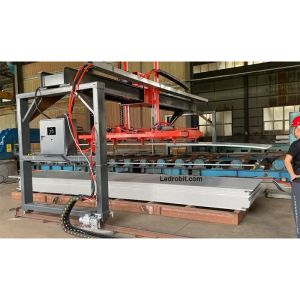 Independent Control Industrial Robot System ODM Loading Unloading Equipment Customization