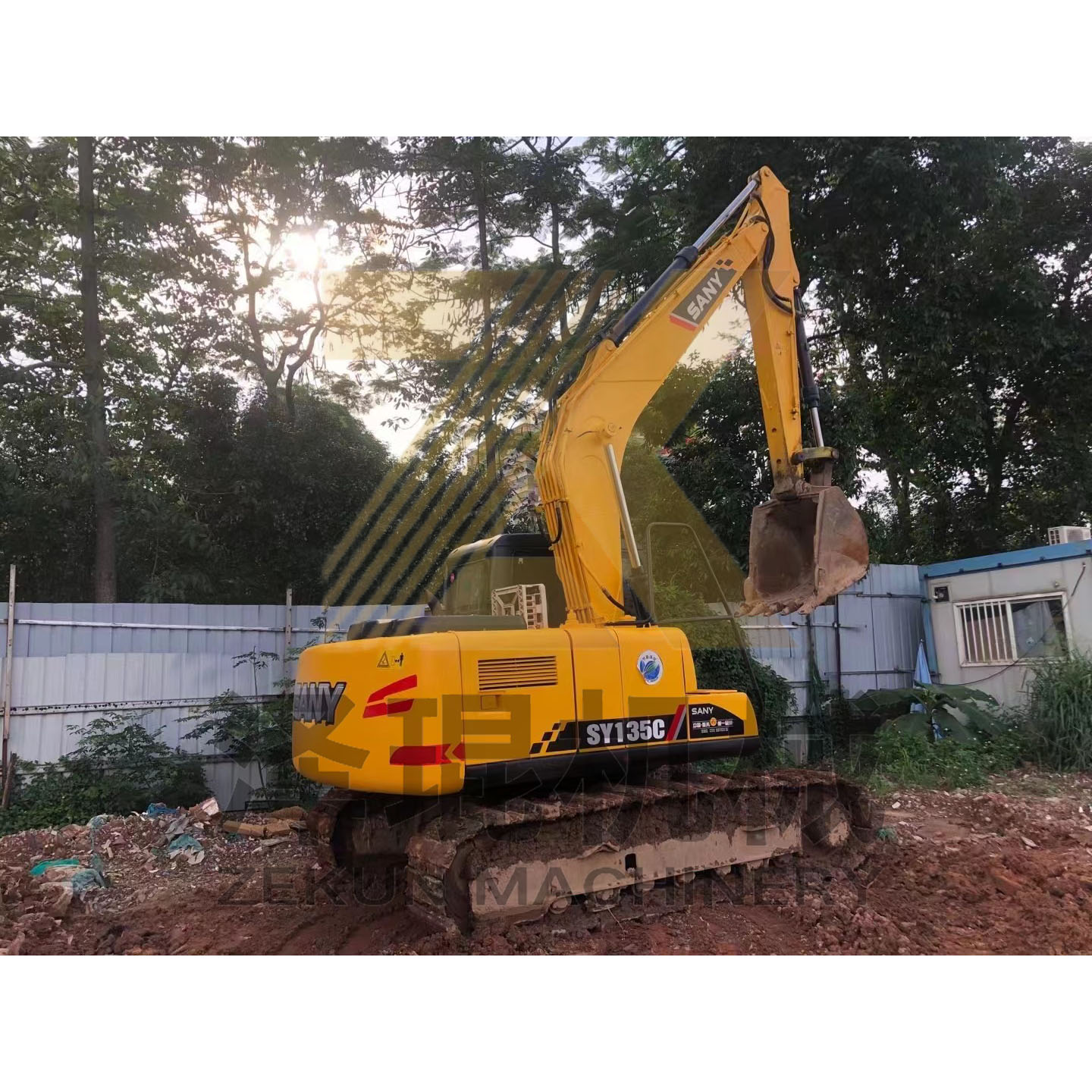 Sany SY135 Excavator with Other Hydraulic Valve in Good Condition