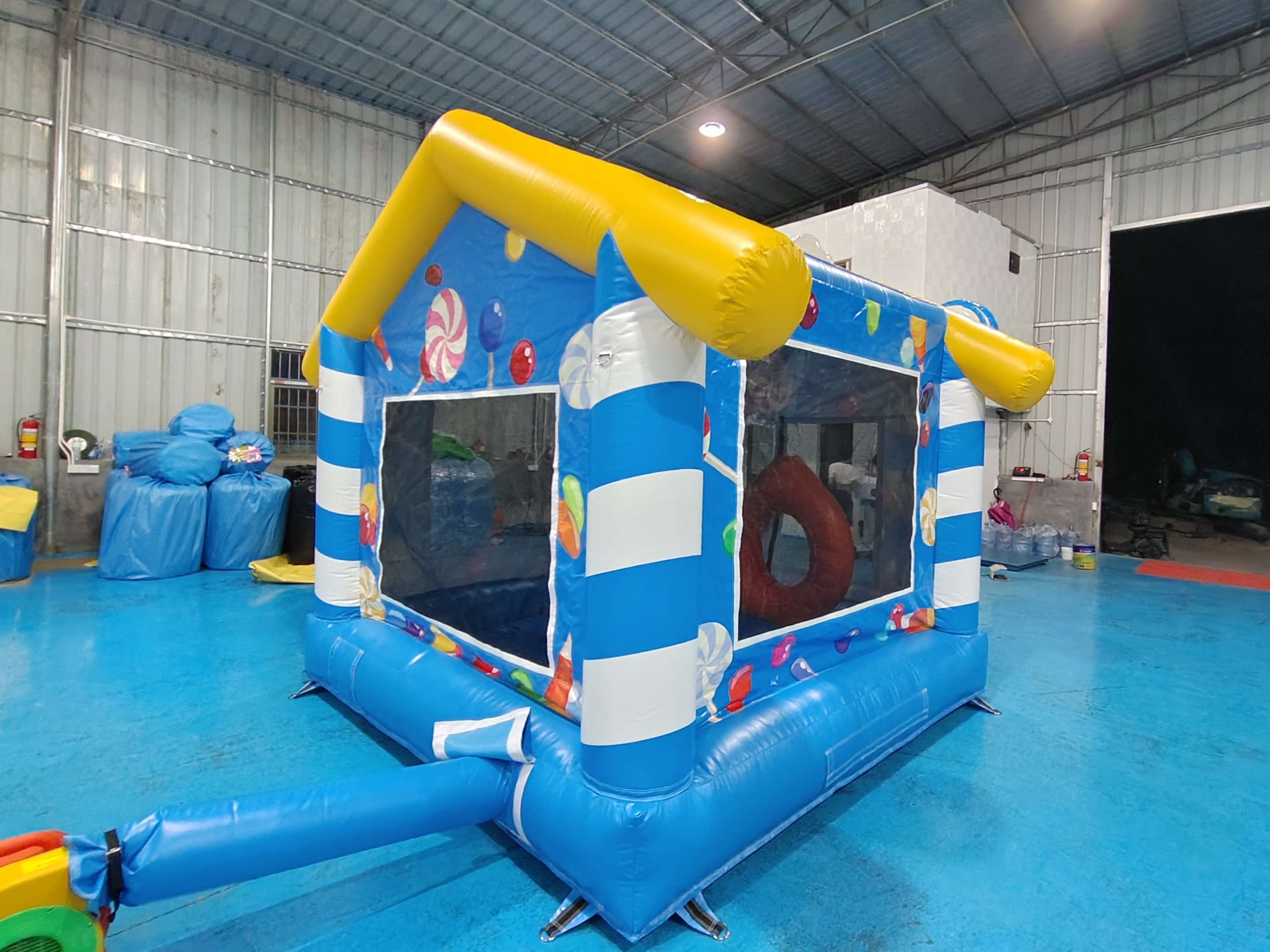 Commercial Grade Outdoor Indoor Inflatable Bounce House Blue Candy House Inflatable Jumping Castle For Kids