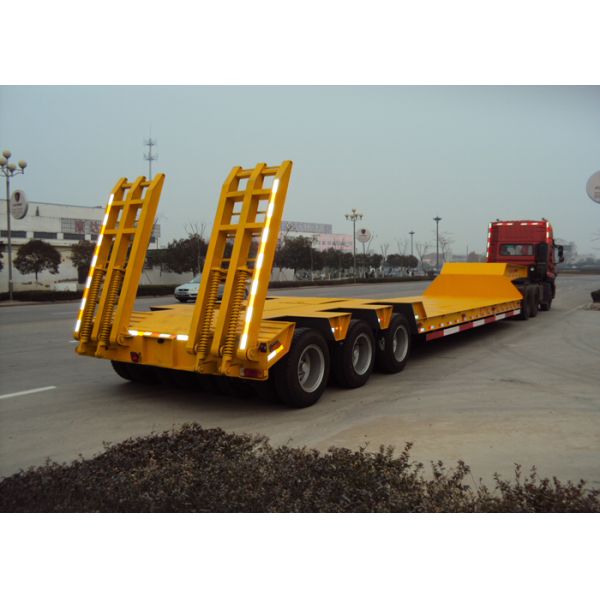 Highway Construction Semi Low Bed Trailer Truck